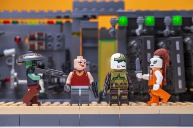 Rusya, Samara, 15 Şubat 2020 - Lego Minyatür Yapımcısı. Ünlü Ödül Avcıları Takımı - Yıldız Savaşları Karakterleri