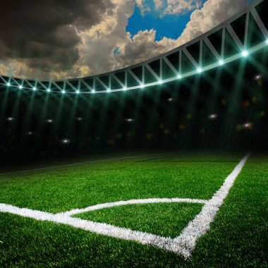 futbol sahası ile parlak ışıklar