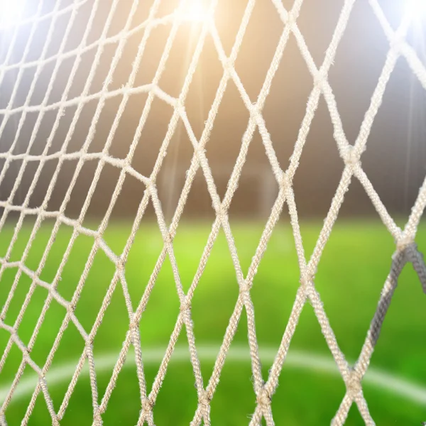 Estádio de futebol com luzes brilhantes — Fotografia de Stock