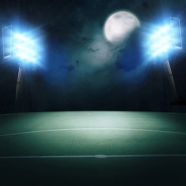 Fotbalové hřiště na světlo měsíce — Stock fotografie