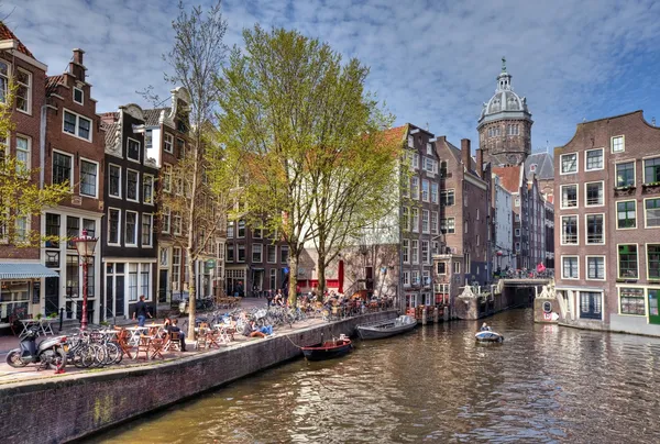 Kanaal van amsterdam — Stockfoto
