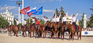 performans kremlin binicilik okulu