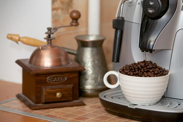 Cup of coffee grains — Stock Photo, Image