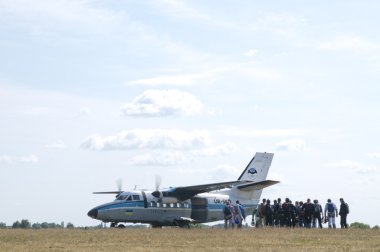 paraşüt atlama için hazırlanın