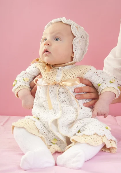 Portret van mooie babymeisje — Stockfoto