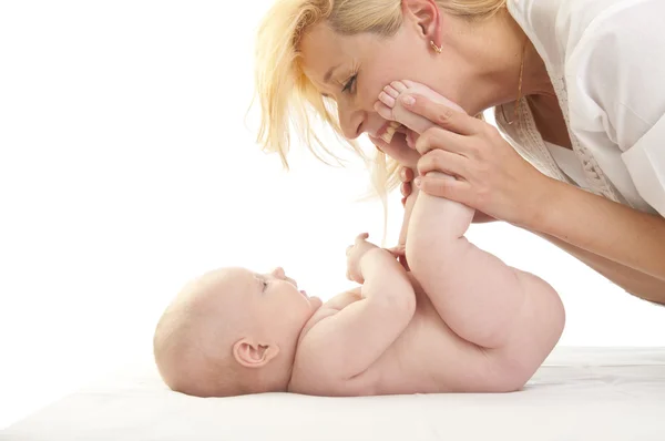 Happy mother with baby — Stock Photo, Image