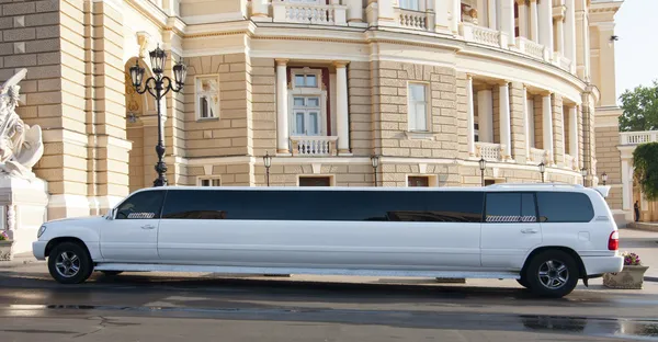 Stretch limo Stock Photos, Royalty Free Stretch limo Images | Depositphotos