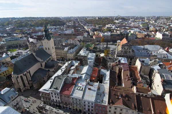 Geweldig uitzicht formulier het stadhuis, lvov — Gratis stockfoto