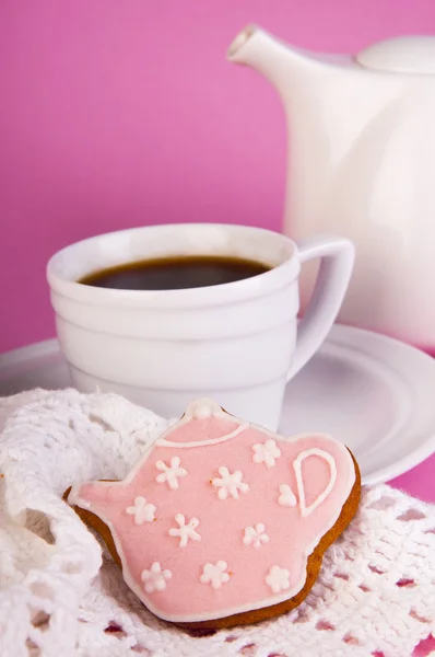 Kopje koffie en zoete bisquit — Stockfoto