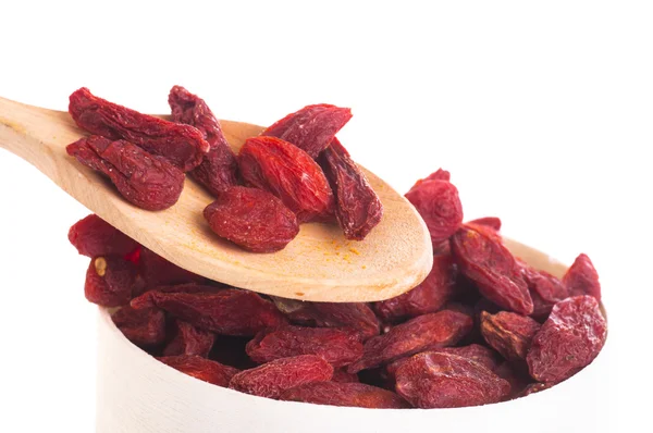 Bacche di Goji essiccate biologiche in ciotola — Foto Stock