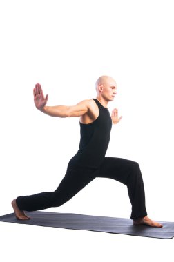 adam virabhadrasana yoga konumda
