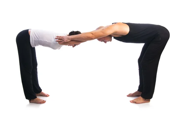 Pareja en Uttana-Trikonasana Pose — Foto de Stock