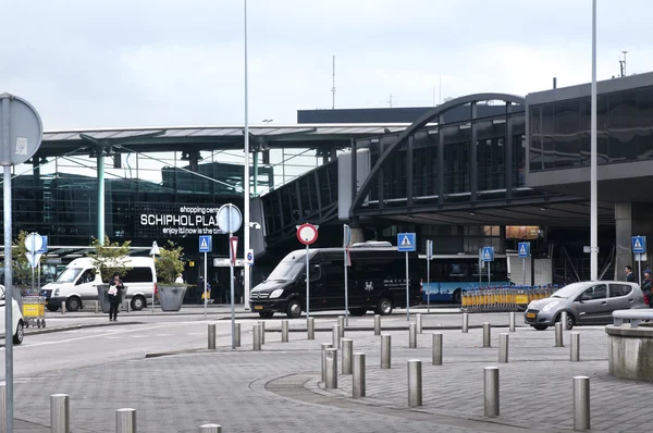 Centro comercial Schiphol Plaza no Aeroporto de Amsterdã — Fotografia de Stock