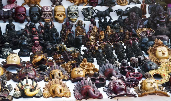 Hindu deities statuettes souvenirs — Free Stock Photo