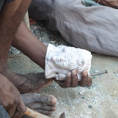 Buda heykelleri piyasada yapma dostum