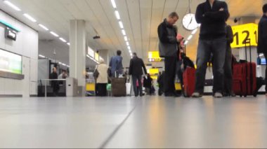 Bagaj atlıkarınca amsterdam airport schiphol adlı