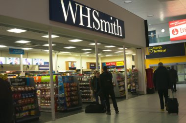 WH smith Londra gatwick Havaalanı