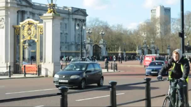 Buckingham palota Londonban — Stock videók