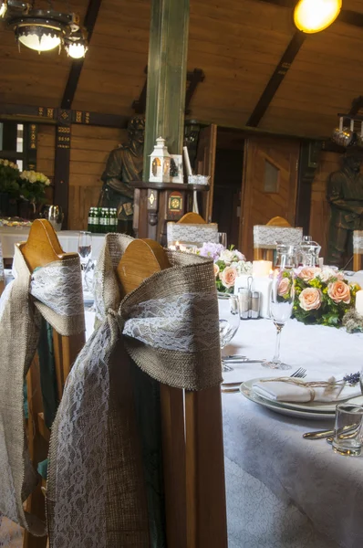 Stoelen in het restaurant — Stockfoto