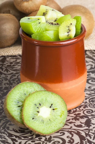 Kiwi in pot — Stock Photo, Image