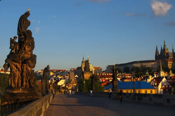 Ponte Carlos e Castelo de Praga — Fotografia de Stock