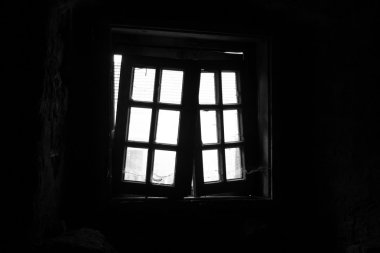 Eski pencere
