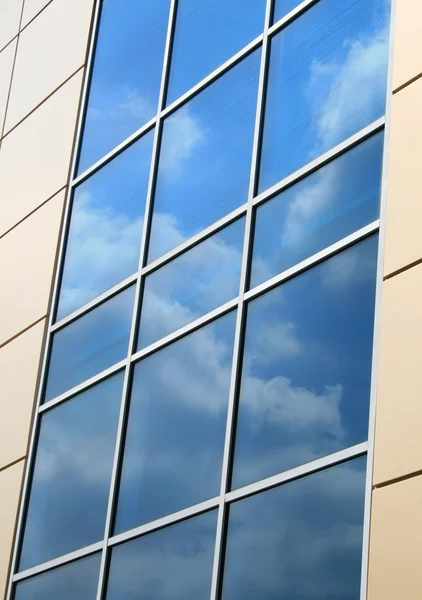 Wolken refletion — Stockfoto