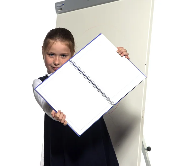 Belle fille se cachant derrière un livre, isolé sur blanc b — Photo