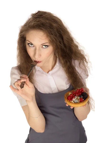 여자는 케이크를 즐길 수 — 스톡 사진