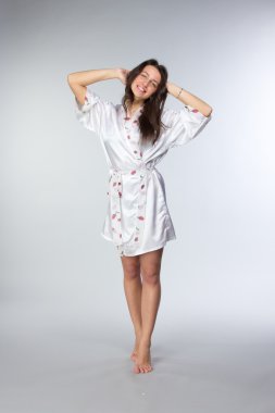 sabahlığı genç güzel esmer