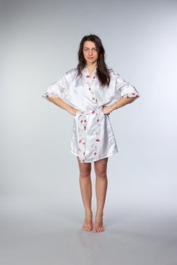 sabahlığı genç güzel esmer