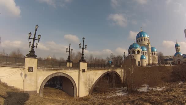 Russia. Mosca. Chiesa della Santissima Trinità . — Video Stock