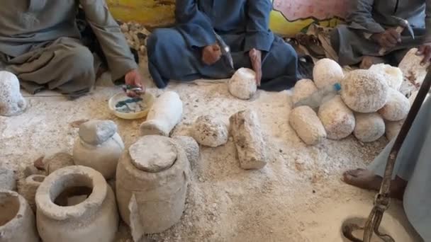 Luxor Egypt Feb 2022 Stonecutters Workshop Luxor Town Egypt — 비디오