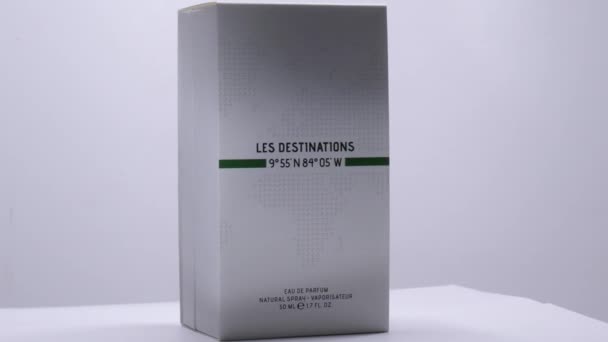 Les Destinations Kostaryka Rotacja Butelek Perfum Studio Mar 2022 London — Wideo stockowe