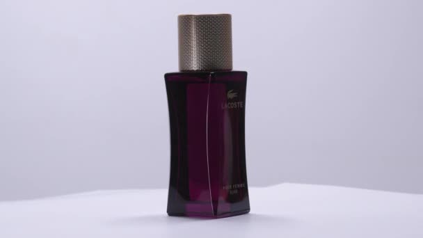 Eliksir Lacoste Rotacja Butelek Perfum Studio Mar 2022 London Wielka — Wideo stockowe