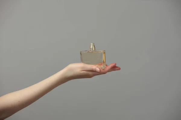 Perfume Bottle Beautiful Woman Hands — Stock Photo, Image