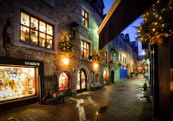 Old city street at night — Stock Photo, Image