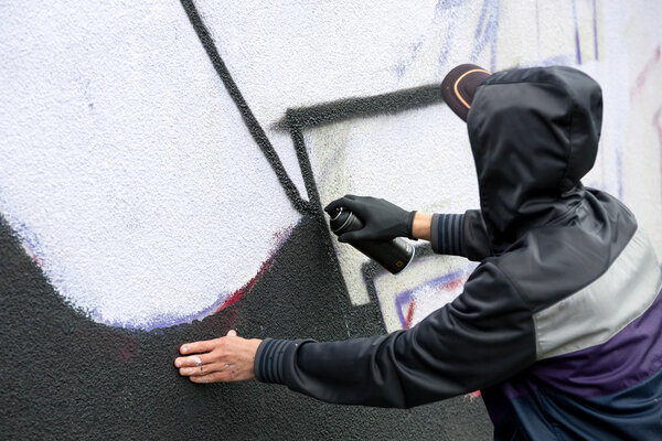 Граффити-художник
