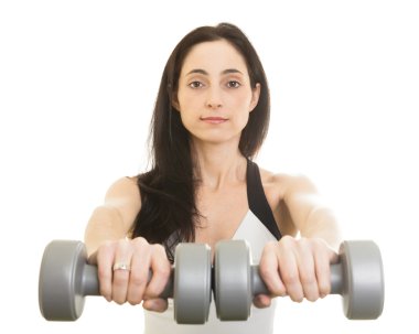 dumbell ile çalışma dışarı bir kadın. izole 