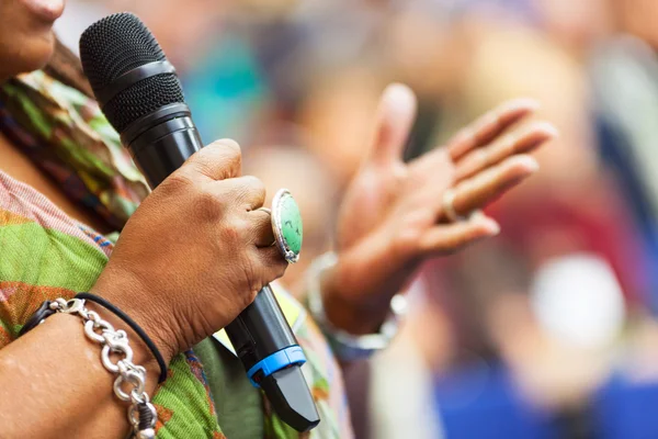 Speaking at conference, detail. — Stock Photo, Image