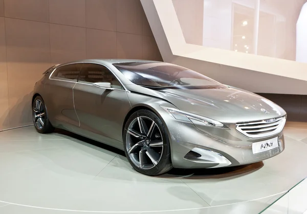 MOSCOU-4 SEPTEMBRE : Première européenne du Concept Peugeot HX1 à la Mosc — Photo