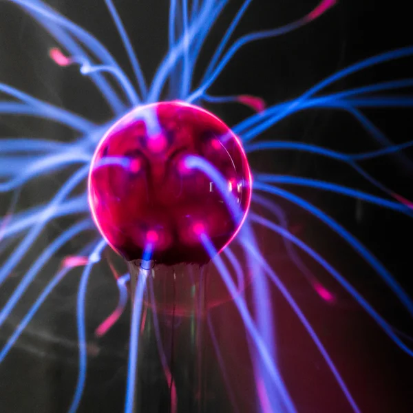 Plazma topu pembe-mavi — Stok fotoğraf