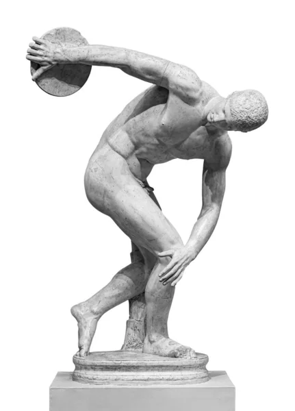 Disco lanzador discobolus estatua. Una parte de los antiguos juegos olímpicos. Una copia romana de la escultura griega de bronce perdido. Aislado sobre fondo blanco —  Fotos de Stock