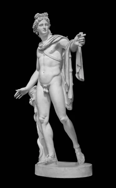 Dios Apolo escultura. Antiguo dios griego del sol y la poesía copia de yeso de una estatua de mármol aislado en negro con camino de recorte —  Fotos de Stock