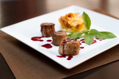 fileto mignon patates ile