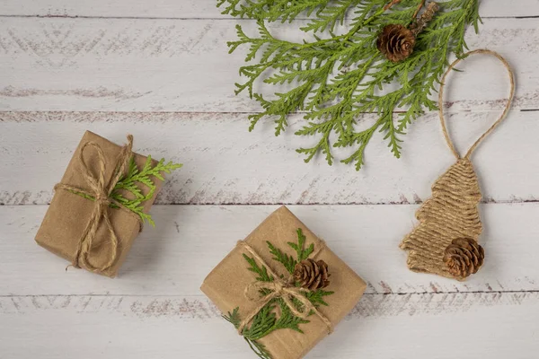 Los Regalos Año Nuevo Embalaje Artesanal Navidad Año Nuevo Fondo — Foto de Stock