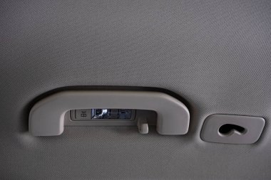 Bej renkli lüks modern araba. Modern araba iç dekorasyonu