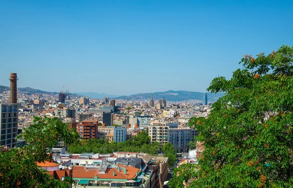 Barcelona Katalánsko Španělsko Června 2017 Panoramatický Výhled Město Horkém Letním — Stock fotografie