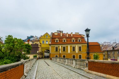 Lublin, Polonya - 5 Haziran 2022: Eski Lublin kasabası. Lublin Eski Kasabası (Lehçe: Stare miasto), Polonya 'nın en önemli tarihi yapılarından biridir.