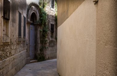 Vilafranca del Penedes, sokak, seçici odaklanma. Barselona Eyaleti. Katalonya, İspanya